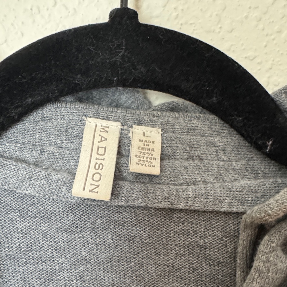 Madison Gray Ruffled Cardigan - Picture 4 of 5